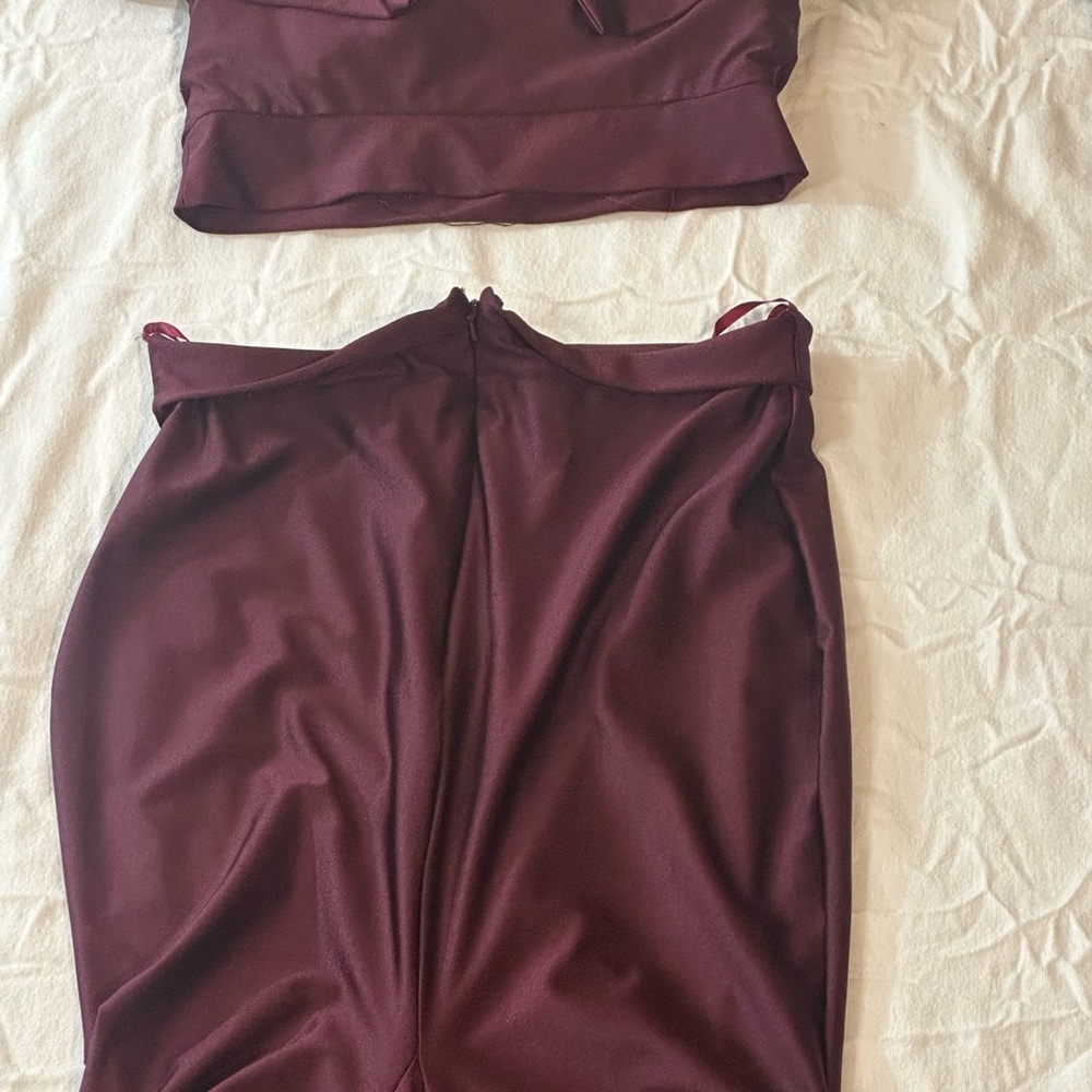 2 piece off the shoulder Jessica Angel gown. - Picture 9 of 15
